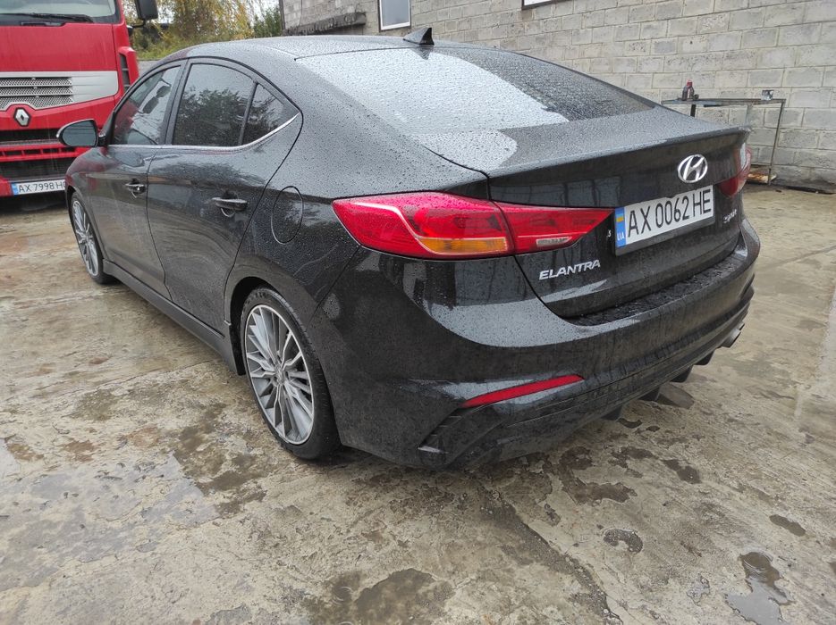Продам Hyundai Elantra Sport 1.6 (Turbo).
Модельний ряд 2017 рік. Турб