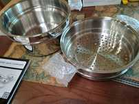 Продам дві НОВИХ вставки для пароварки (мантоварки) Tupperware 28 см