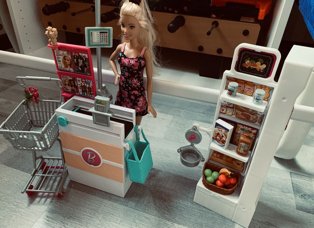 Barbie supermarket