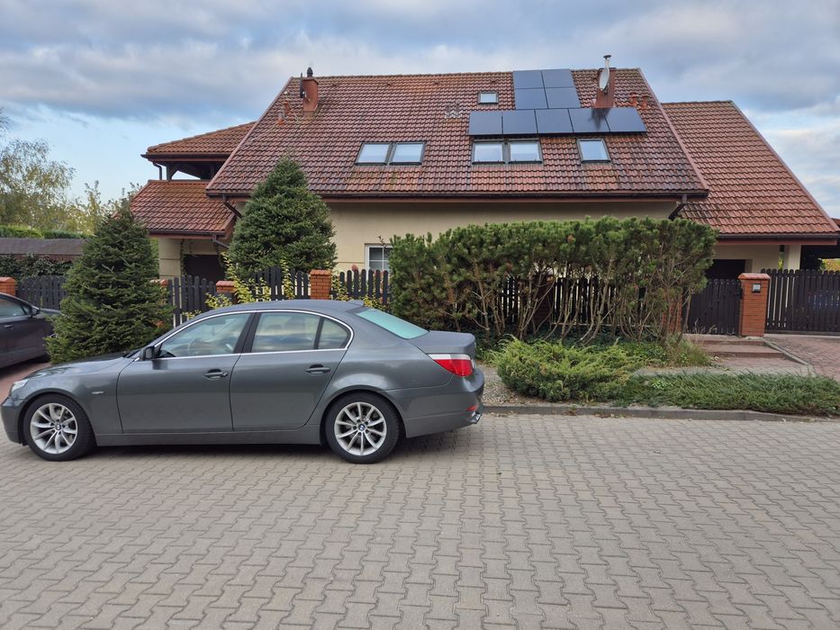 BMW E60 4.4V8 333KM 2004r