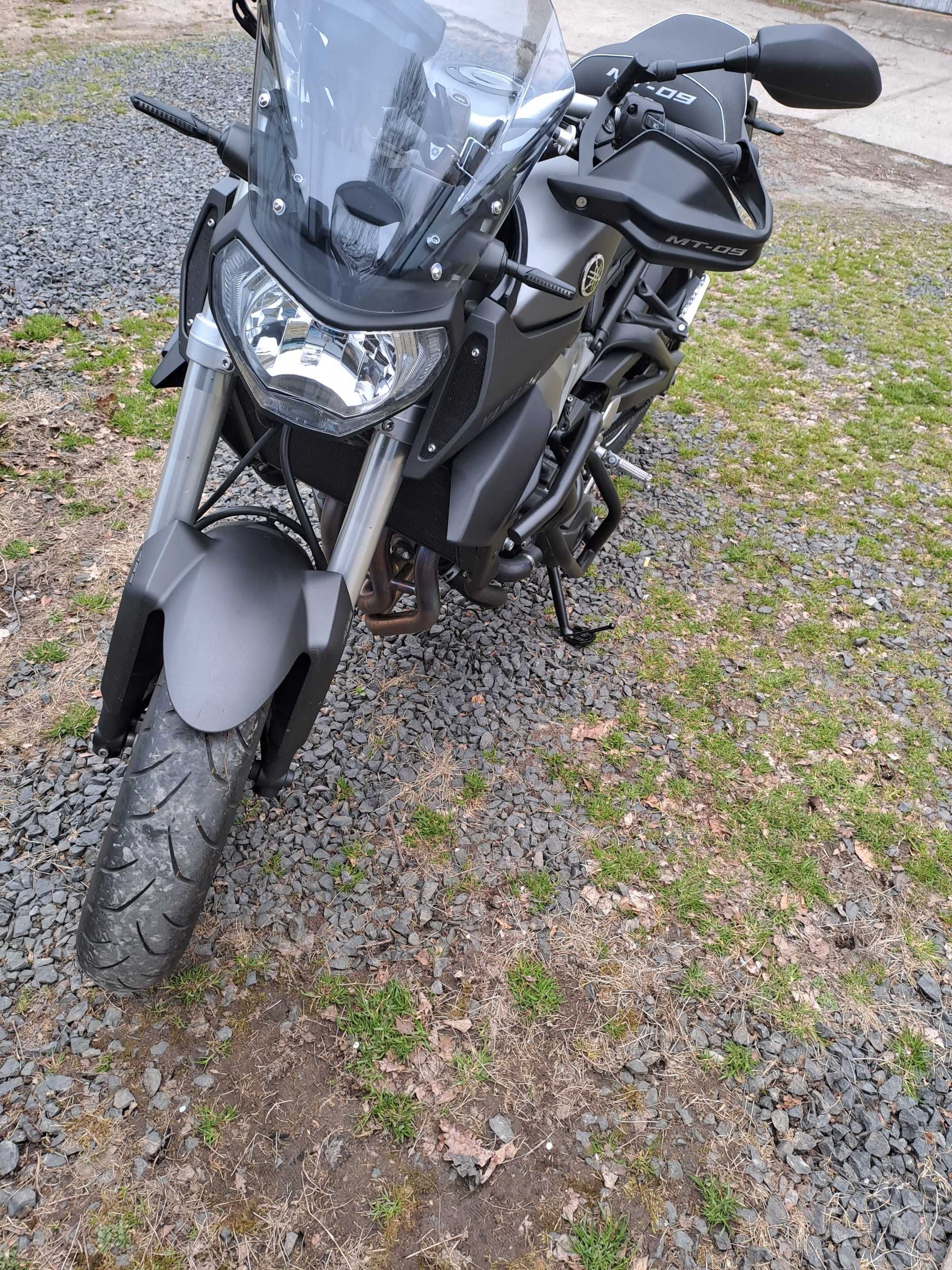 Yamaha MT-09 ABS jak nowy 6900km 120ps na Akrapovic Racing Line