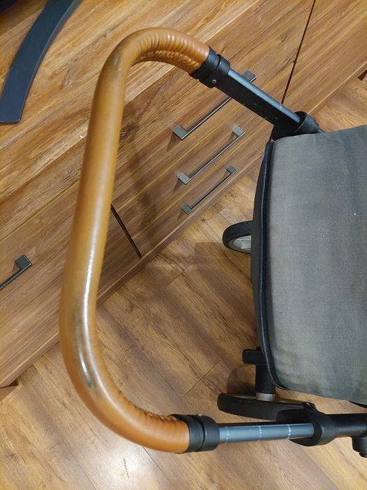 Mutsy nio 2w1 pine green + dodatki