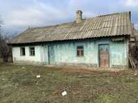 Продам ветхий дом в селе Броска