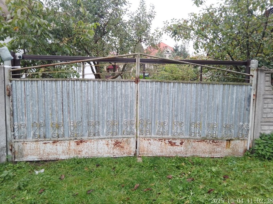 Ворота залізні розпашні 4*1,8 бу