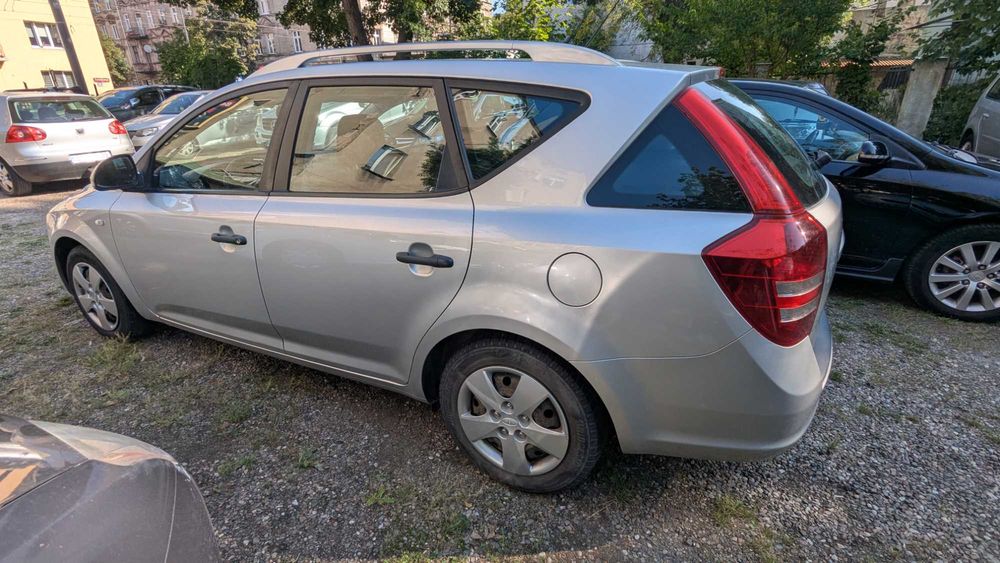 kia ceed 1,4 109KM klimatyzacja ładnie utrzymana