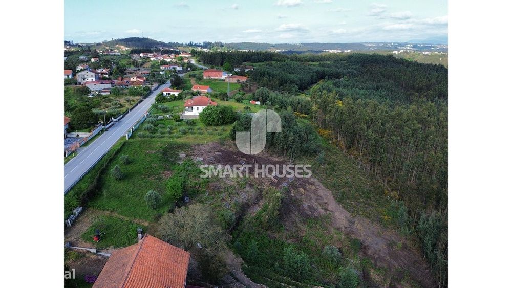 Terreno Sobreira p/ construção