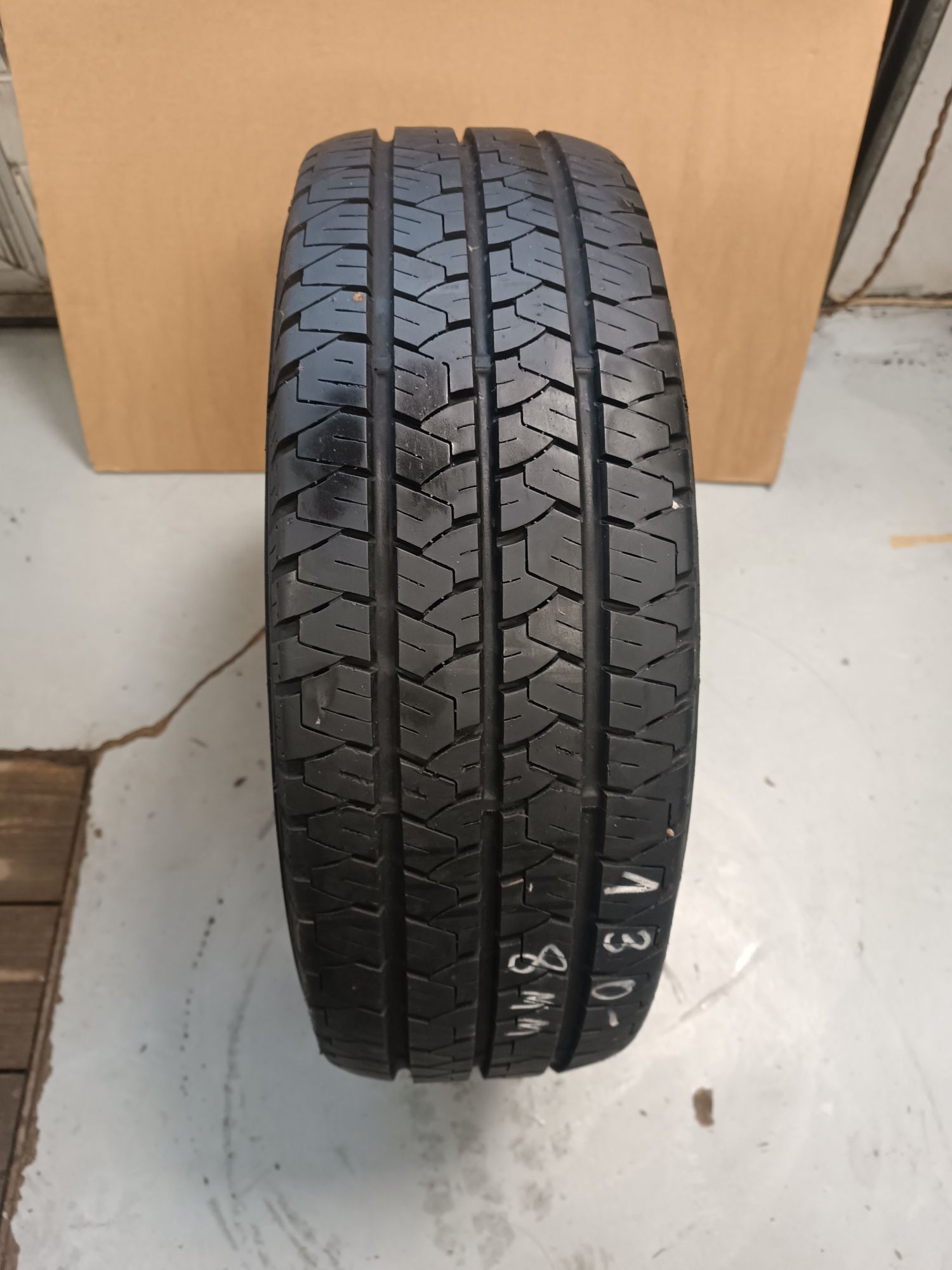 205/65R15C Barum Vanis