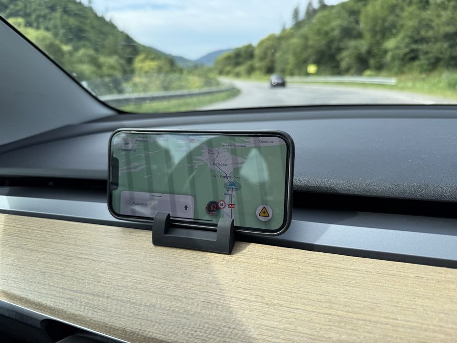 Силіконовий тримач держатель телфона для Tesla 3 Y новий