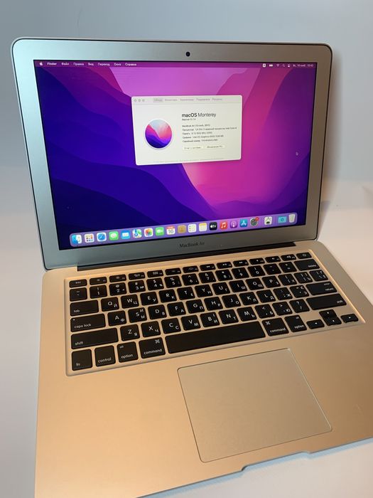 Macbook air 13” A1466 2017 8/256
