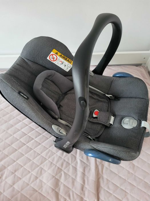 Fotelik Maxi Cosi Cabriofix 
0-13kg+baza isofix Maxi Cosi Family Fix