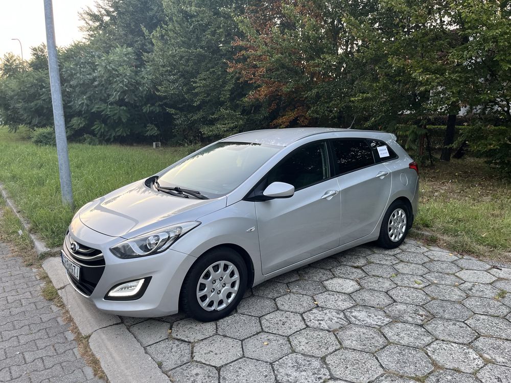 Hyundai I30 1.6crdi kombi. Nowe sprzegło.