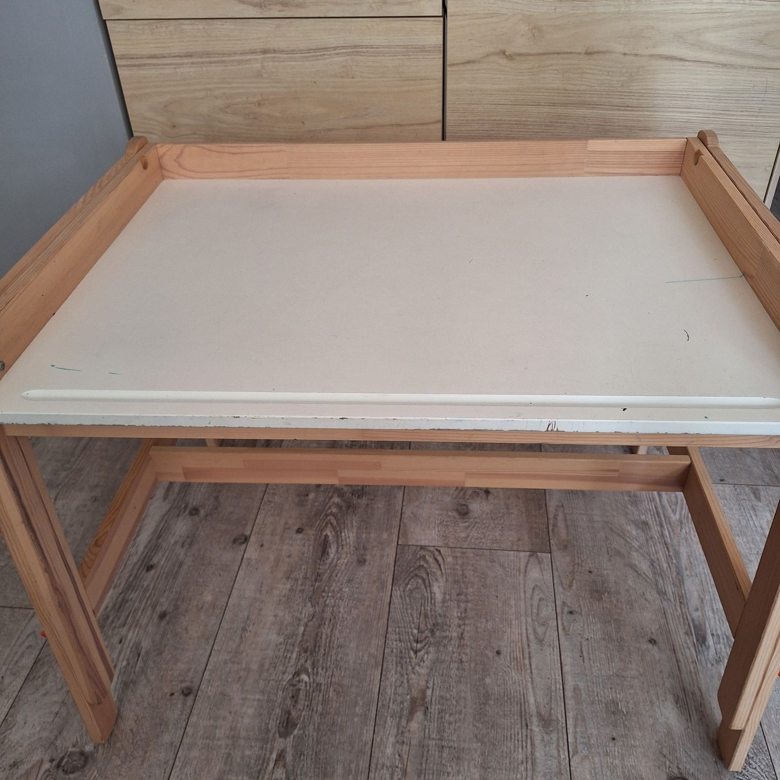 Biurko dziecięce regulowane Ikea Flisat + krzesło gratis