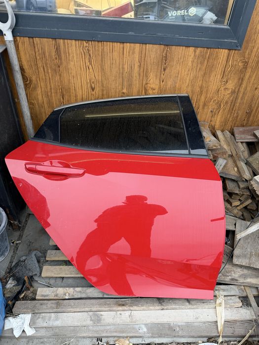 Sprzedam prawe drzwi przod tyl honda civic x