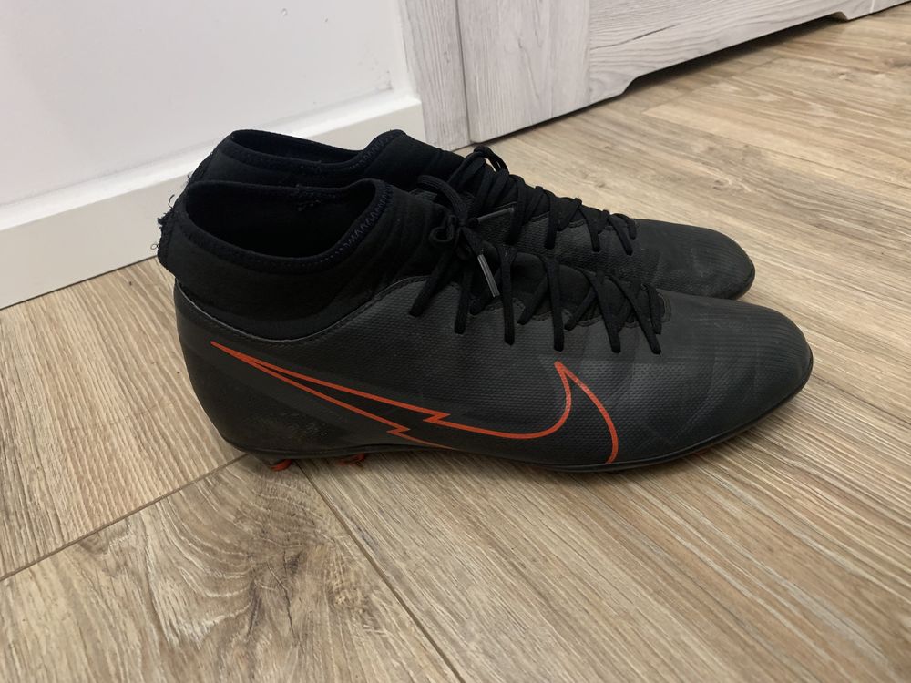 Nike korki lanki buty piłkarskie meskie sportowe do pilki