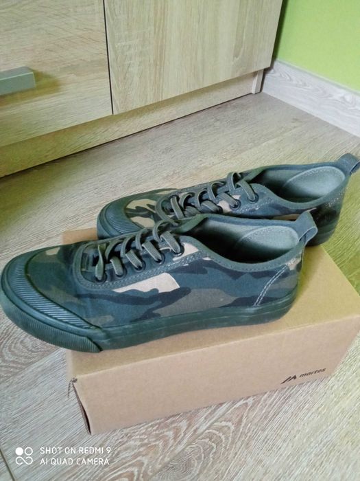 Trampki Reserved moro r.35