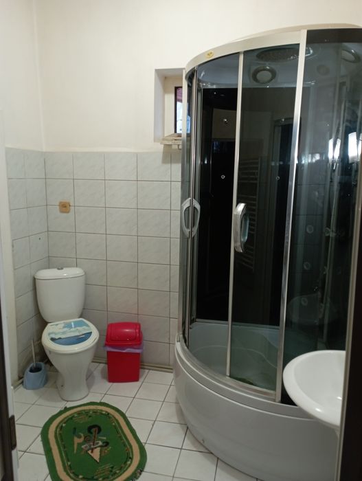 Будинковолодіння: комерція + житло 210 м2 Берегово Бако Габора 109