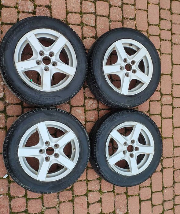 Alufelgi Enzo 15" 5x114,3 z oponami