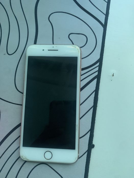 Iphone 8 plus не работает