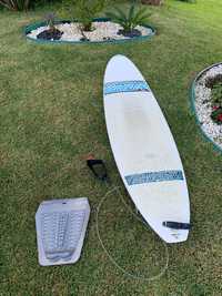 Prancha de Surf BIC 7´3 Duratec + Quilhas + Leash + Traction Pad