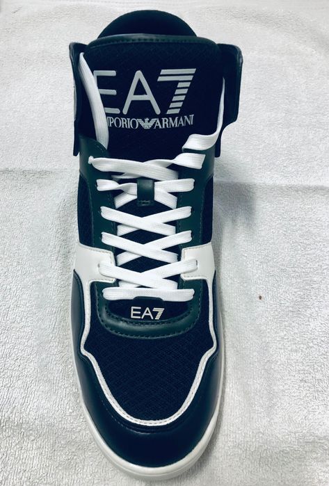Ténis Armani novos