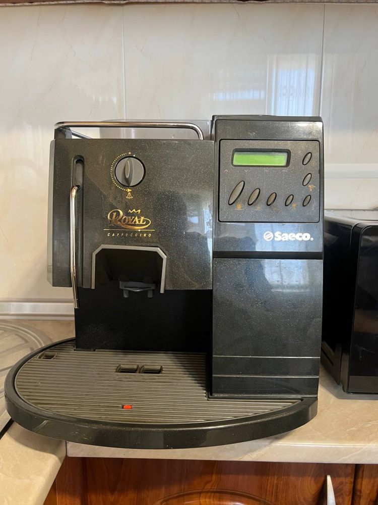 Кофемашина Saeco Royal Professional Cappuccino RI9914/01
