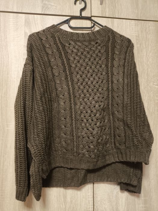 Sweterek wełniany