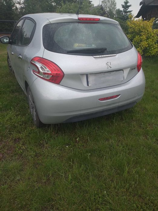 Peugeot 208, 1.0