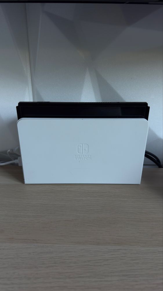 Konsola Nintendo Switch OLED cały komplet i dodatki