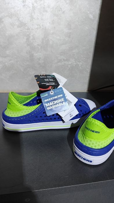 Нові SKECHERS оригінал 33 розмір21см