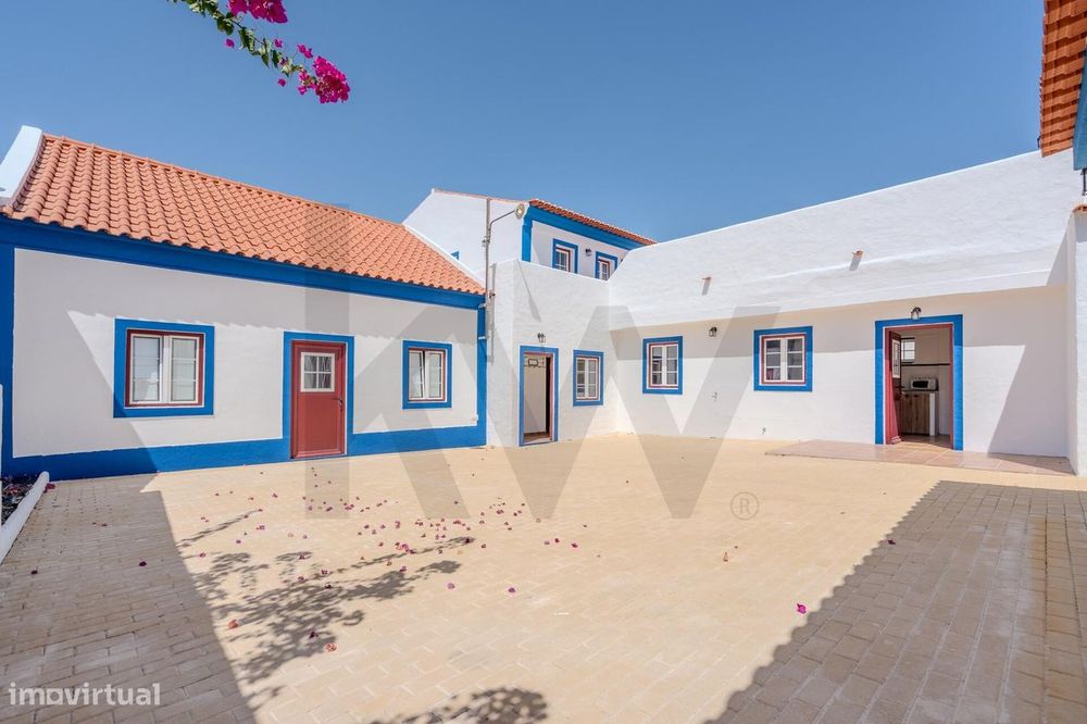 Moradia Renovada T7 com 486 m2, Terraços com Vista Castelo de Belver e