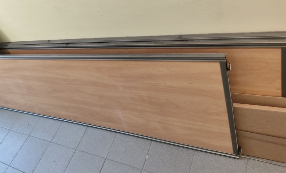 Szafa drzwi przesuwne Lustro  'Rozłożona'
