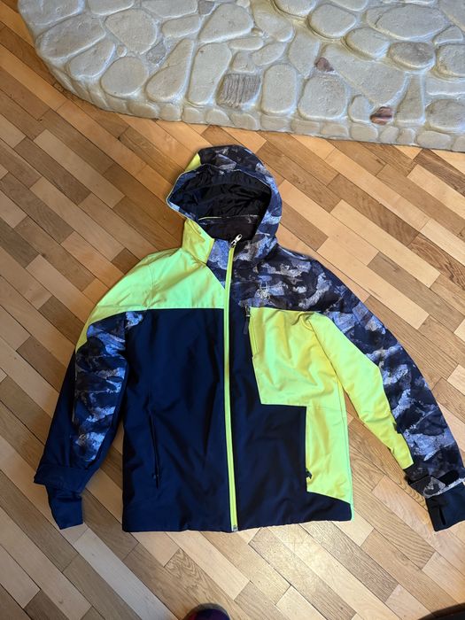 зимова курточка Spyder