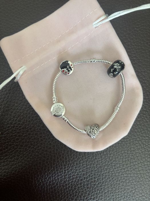 Pulseira tipo pandora preta