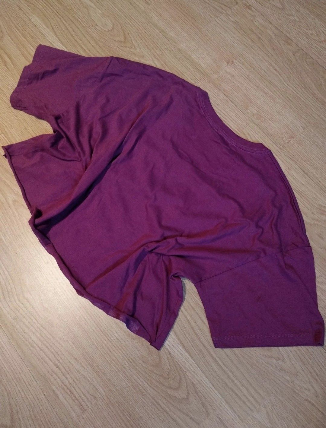 Nowy krótki t-shirt crop top Stradivarius r. L