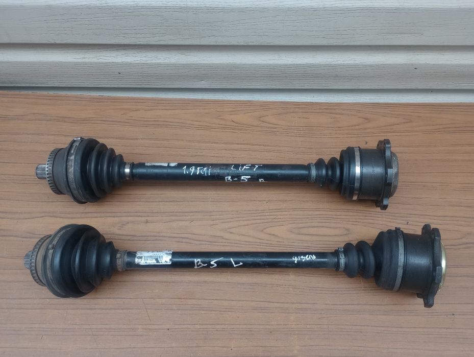 Піввісь Volkswagen Caddy/Golf 4/Skoda Passat B-5/Audi A4/A6/Sharan /T4