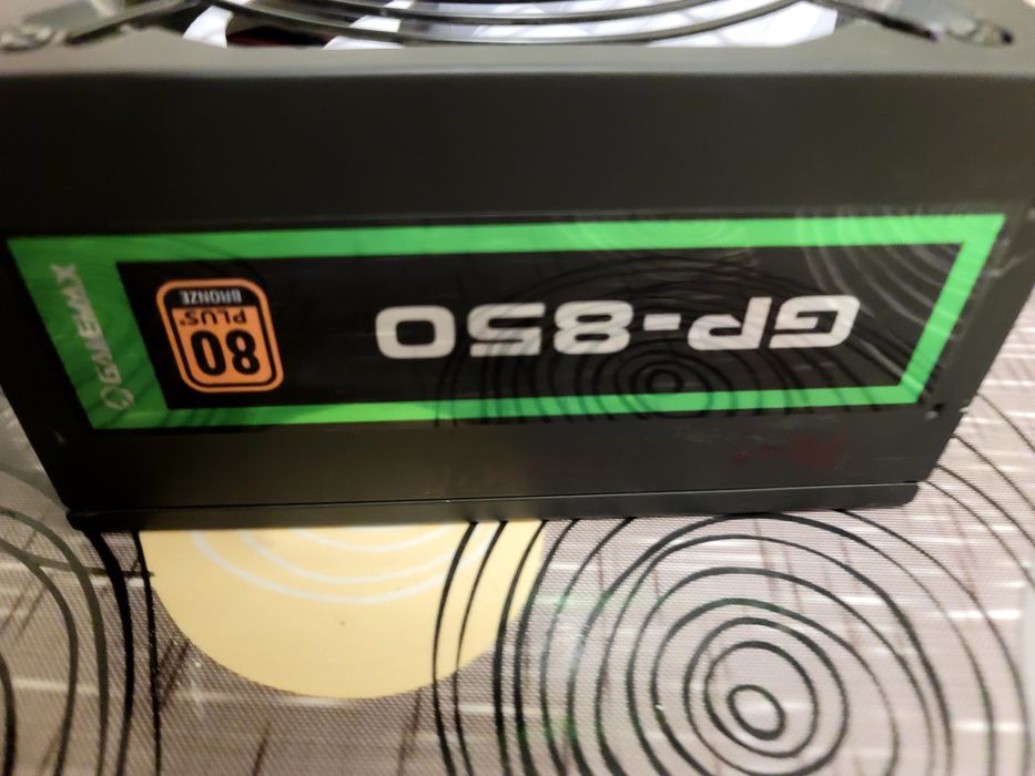 Продам блок живлення Gamemax GP-850