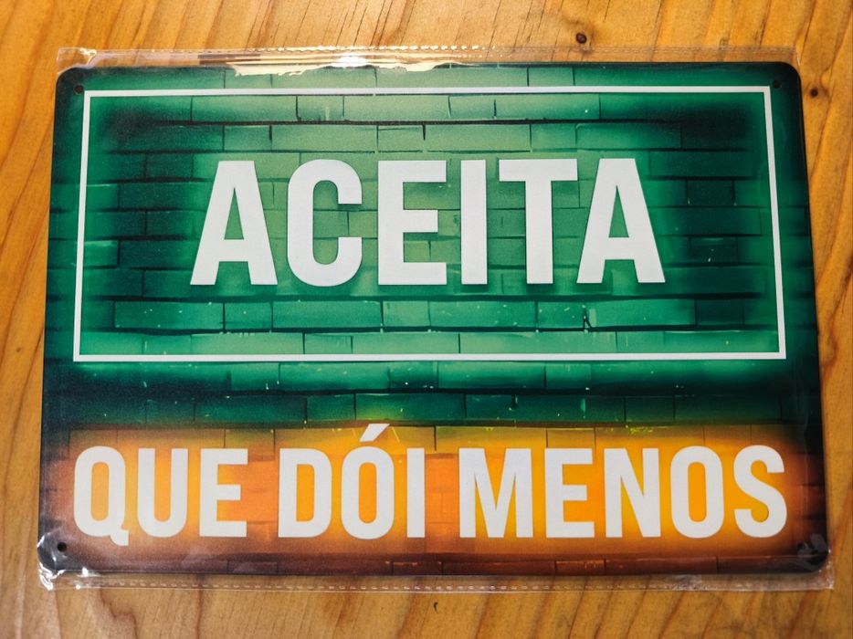 Aceita que dói menos