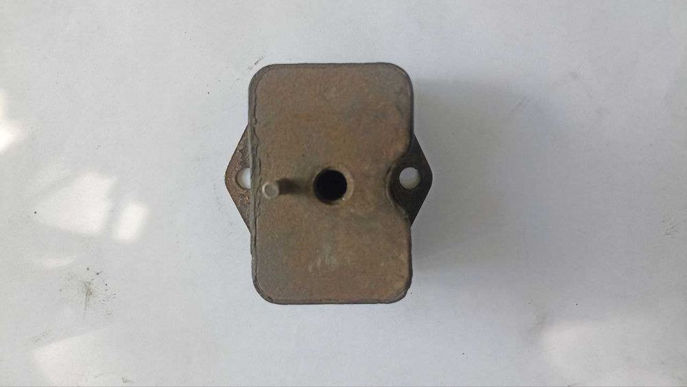 Опорная подушка Двигателя Волга 2410