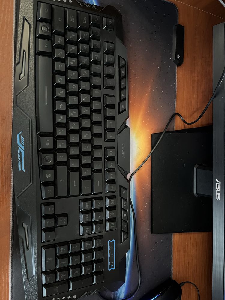 Ігрова клавіатура до ПК RGB
