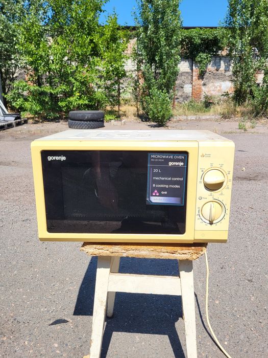 Продам мікроволновку