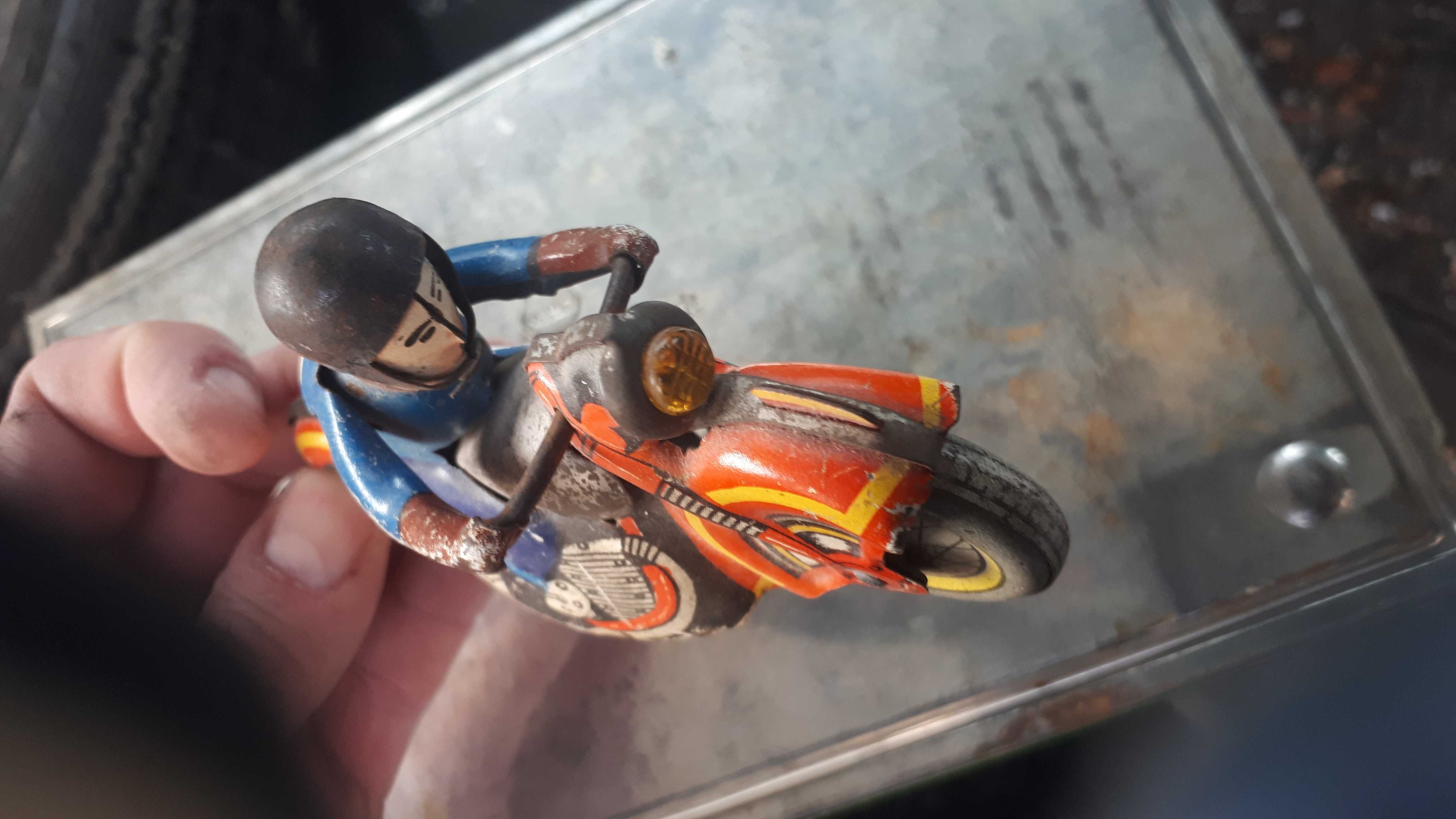 Stary motocykl metalowy PRL model zabawka