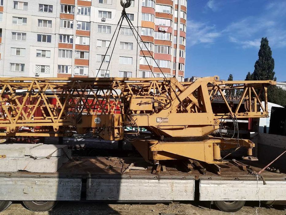 Оренда баштового крана LIBHERR 70к (Лібхер 63к) Ватажопійомність 6т.