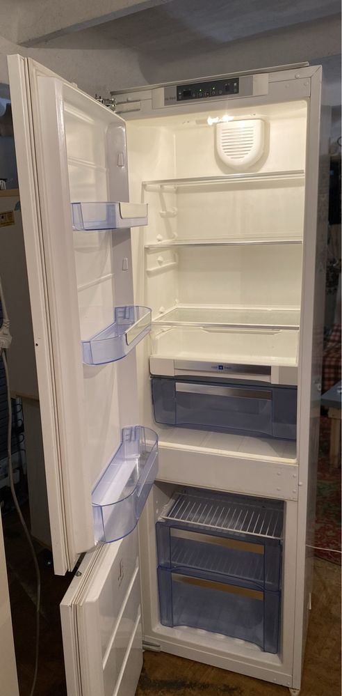 Продам холодильник , морозильную камеру Gorenje