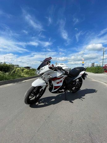 Мотоцикл Lifan KPR 200