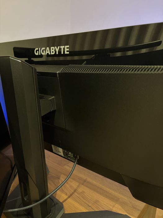 Monitor Gigabyte M34WQ