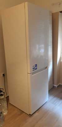 Combinado INDESIT LR8