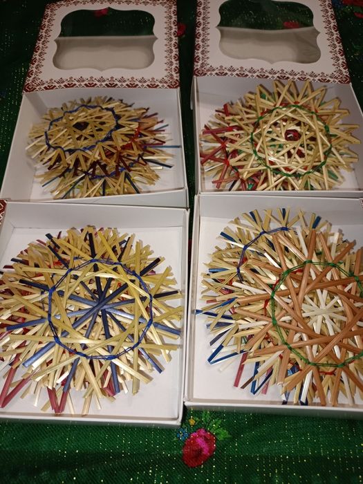 Солом'яні зірочки сніжинки з житньої соломи соломи