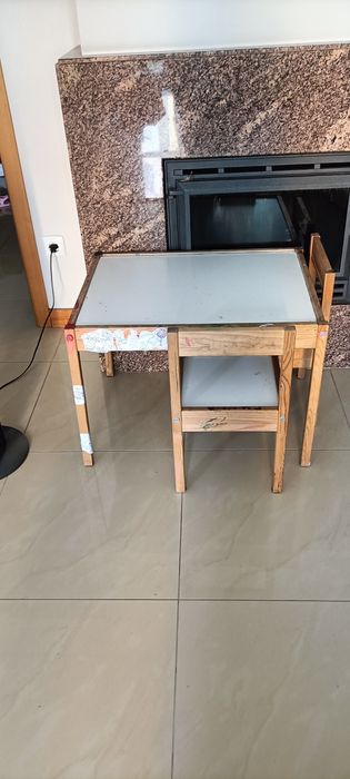 Quadro Infantil IKEA+ Grátis Mesinha Infantil IKEA