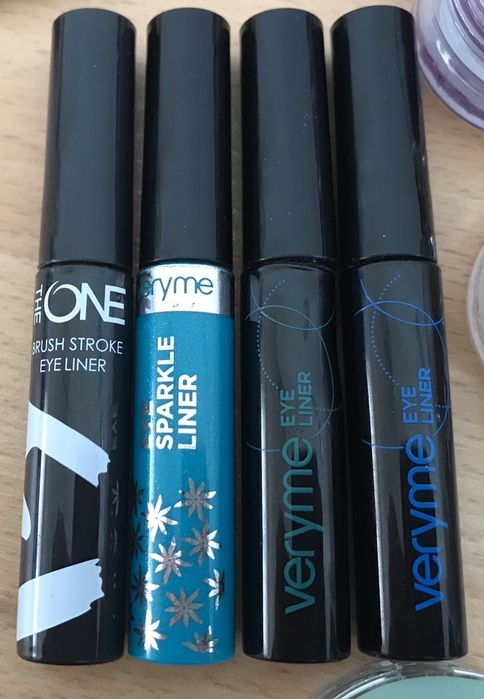 Eyeliners Liquidos - Super Preço