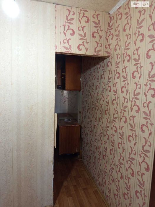 N S3 Продам гостинку со своим с/у. м. Армейская Цена 6500 у.е.